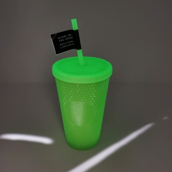 STARBUCKS NWT GLOW IN THE DARK GREEN 16 OZ TUMBLER HALLOWEEN SPOOKY COFFEE - Picture 10 of 11
